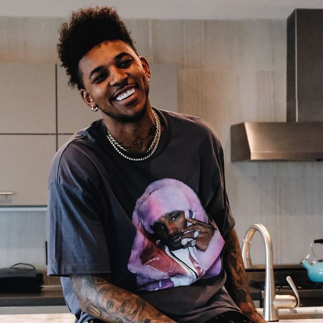 占尽优势却惨遭失利（优势在握仍惨败）