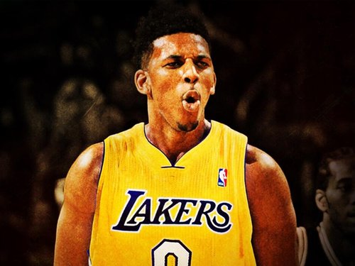 基耶利尼：我从不对球员发脾气；尤文最后一块拼图是体育总监（基耶利尼：从不向球员发火；尤文图斯缺的最后一环是体育总监）