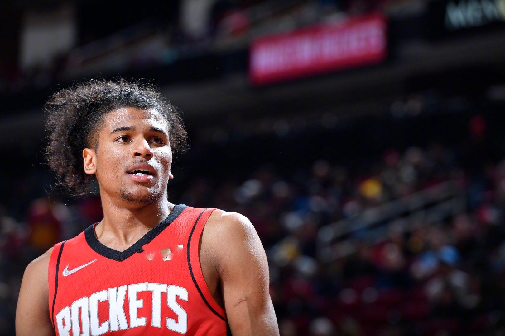 C罗禁赛缓期执行？FIFA纪律准则：纪律机构有权决定是否缓期（C罗禁赛是否可暂缓？FIFA纪律准则：由纪律机构决定）